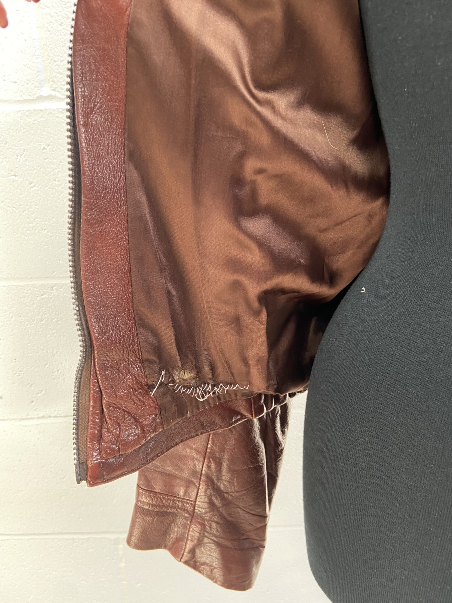 Vintage Sidneys leather jacket - Image 3
