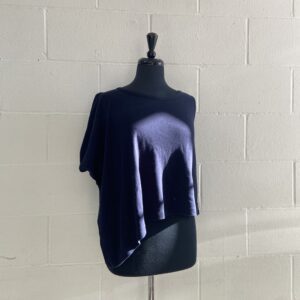 Complex geometries navy top