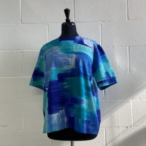 Vintage blue pattern top