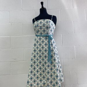 Chic Fille Paris style dress